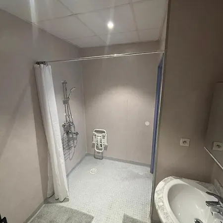 Lou De Laly - 2 Bedrooms - Pool - Center * Uzes
